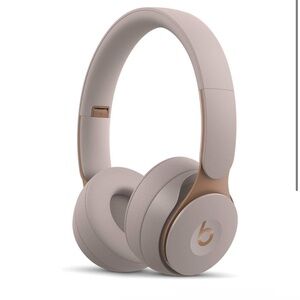 Beats Solo Pro Wireless Noise Cancelling On-Ear Headphones - Gray